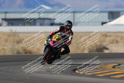 media/Dec-18-2022-SoCal Trackdays (Sun) [[8099a50955]]/Turn 4 (1pm)/